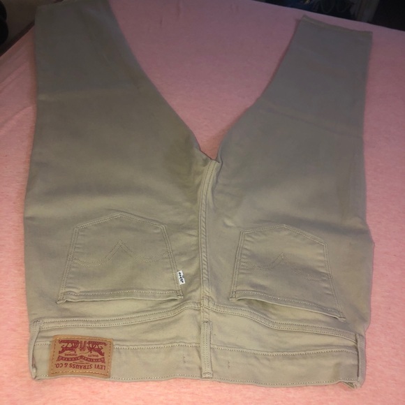 Women’s tan 505 original Levi’s - Picture 5 of 6